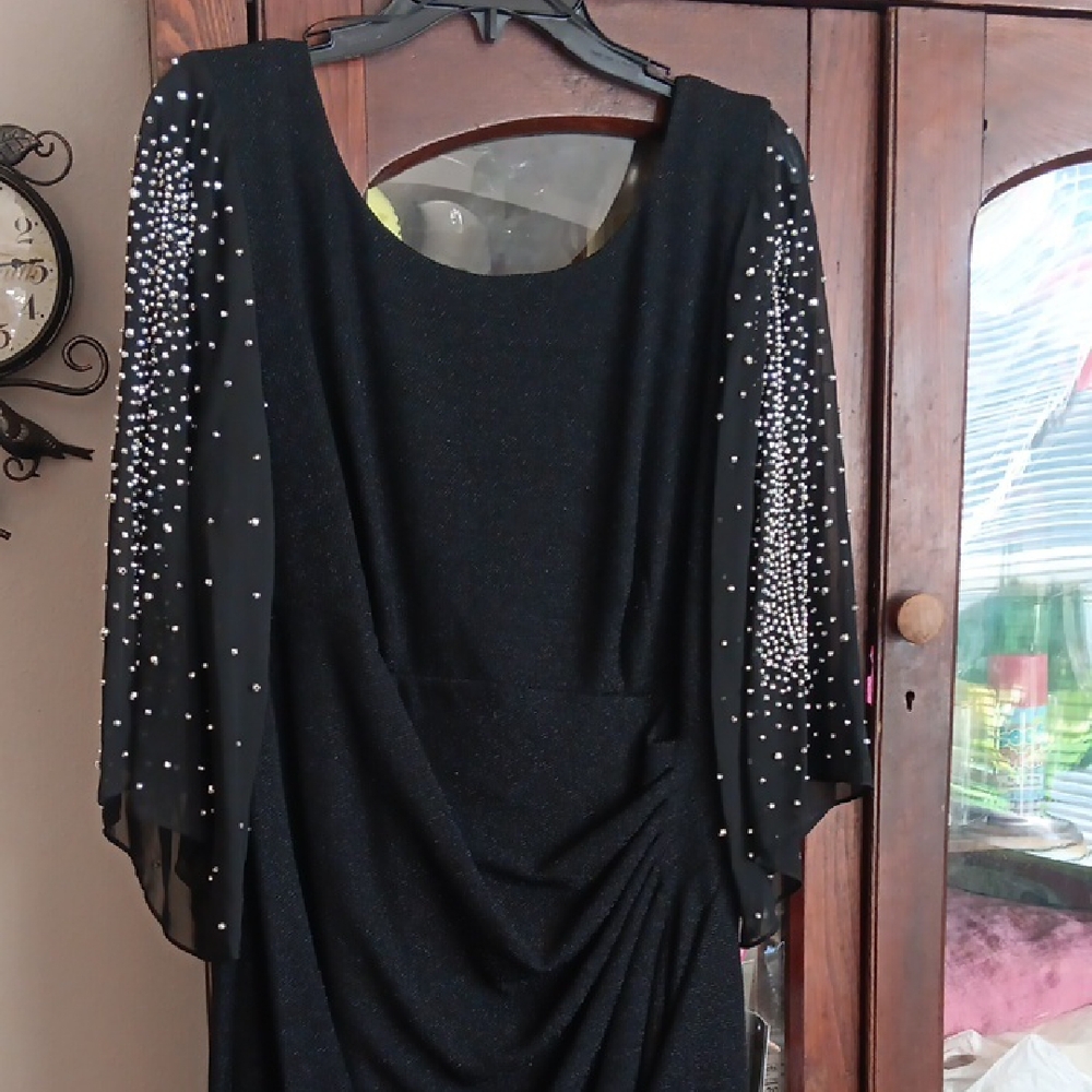 NWT Alex Evenings Black Formal Cocktail Dress with Beaded Detail Sz 16 Stretchy